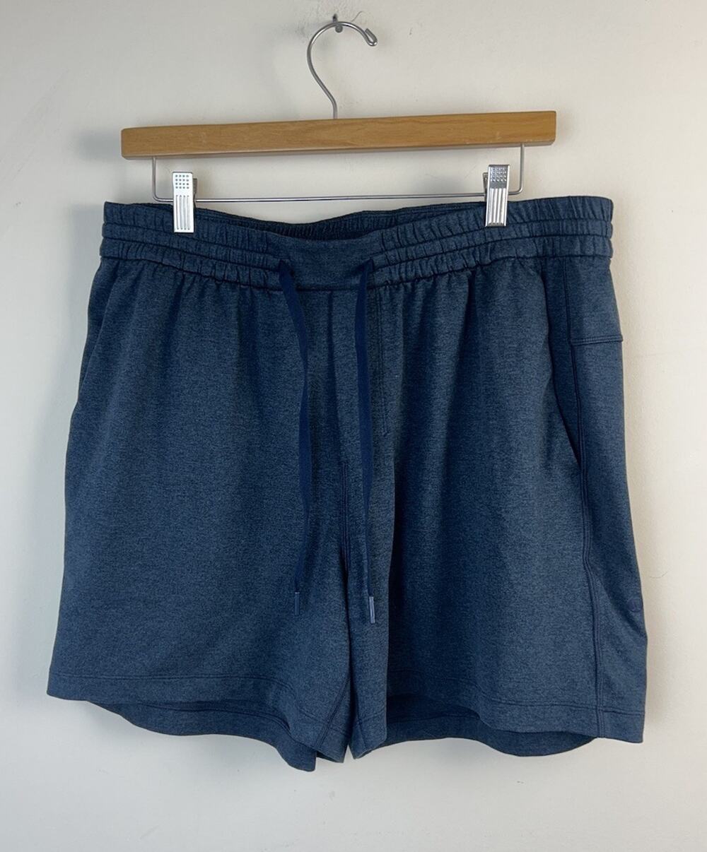 Lululemon At Ease Short 5" Heathered Black/Blue Sz XL Gym Workout Casual Soft